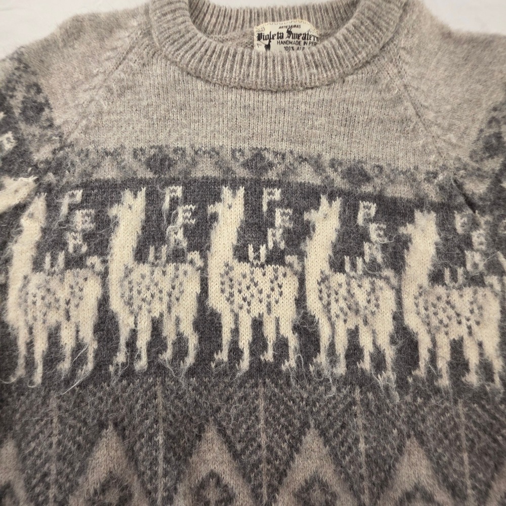 Violeta Sweaters Vintage Alpaca Llama Knit Sweater Handmade Peru Grey Cream M L